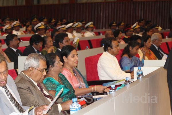 ஜெனரல் சர் ஜோன் கொத்தலாவல பாதுகாப்பு பல்கலைக்கழகத்தின் பட்டமளிப்பு விழா
