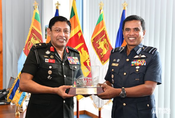 AIR MARSHAL UDENI RAJAPAKSA INDUCTED INTO HALL OF FAME AT KDU