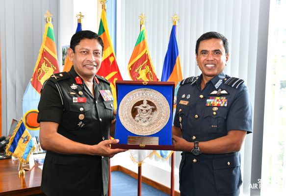 AIR MARSHAL UDENI RAJAPAKSA INDUCTED INTO HALL OF FAME AT KDU