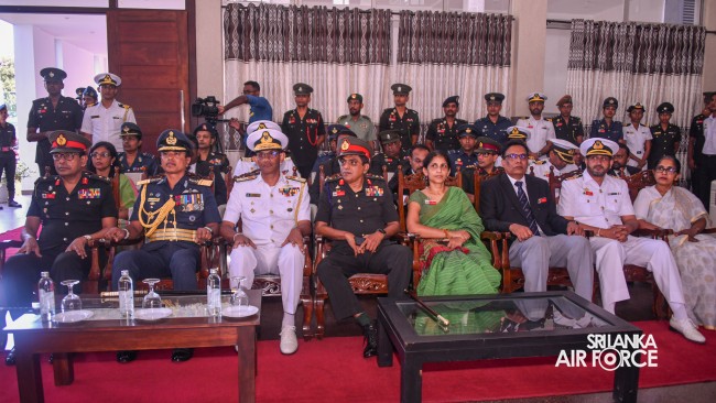 THE
COMMANDER OF THE AIR FORCE IS INDUCTED TO THE HALL OF FAME AT KDU