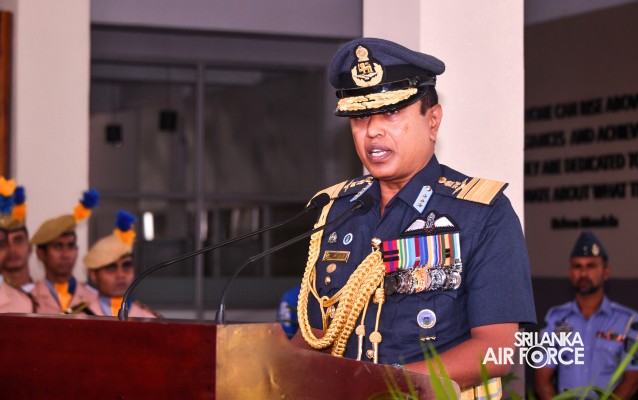 THE
COMMANDER OF THE AIR FORCE IS INDUCTED TO THE HALL OF FAME AT KDU