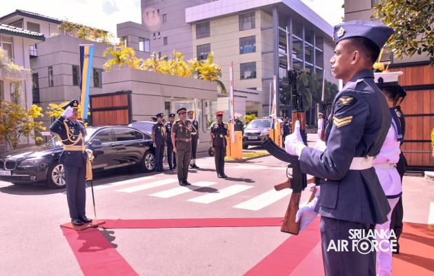 THE
COMMANDER OF THE AIR FORCE IS INDUCTED TO THE HALL OF FAME AT KDU