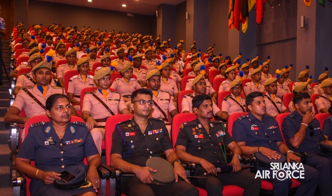 THE
COMMANDER OF THE AIR FORCE IS INDUCTED TO THE HALL OF FAME AT KDU