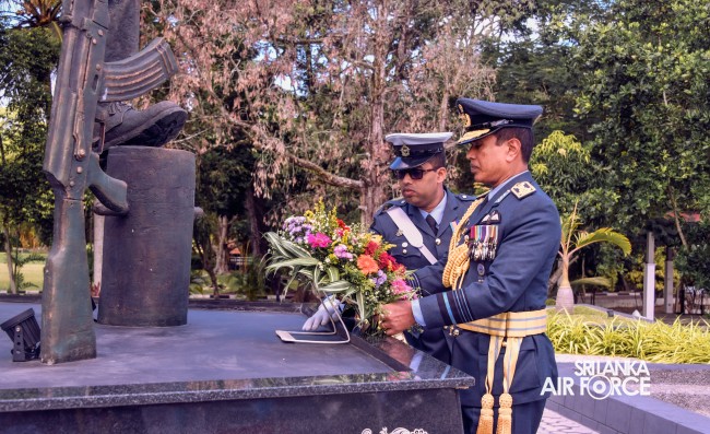 THE
COMMANDER OF THE AIR FORCE IS INDUCTED TO THE HALL OF FAME AT KDU