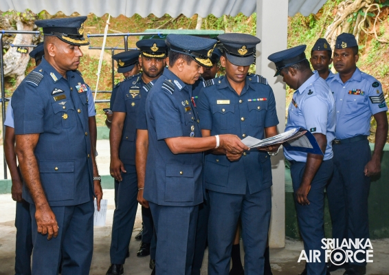 COMMANDER’S INSPECTION OF SLAF STATION KOGGALA