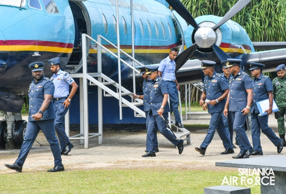 COMMANDER’S INSPECTION OF SLAF STATION KOGGALA