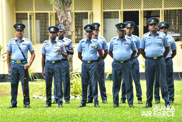 COMMANDER’S INSPECTION OF SLAF STATION KOGGALA