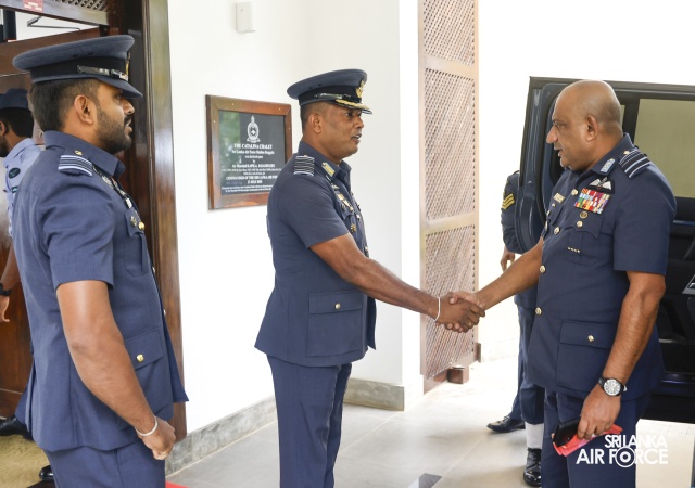 COMMANDER’S INSPECTION OF SLAF STATION KOGGALA