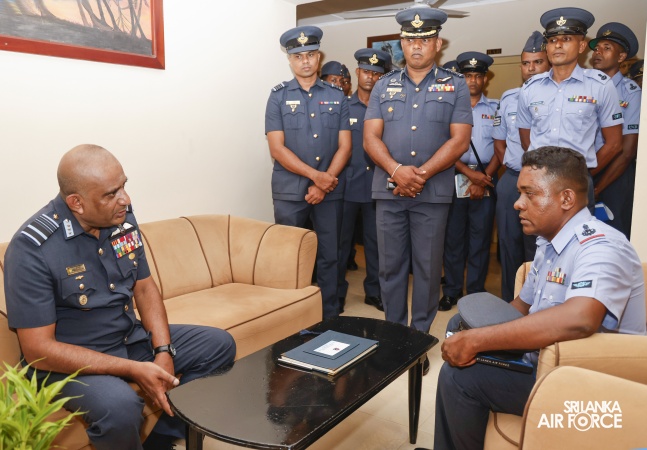 COMMANDER’S INSPECTION OF SLAF STATION KOGGALA