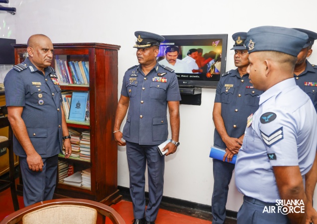 COMMANDER’S INSPECTION OF SLAF STATION KOGGALA