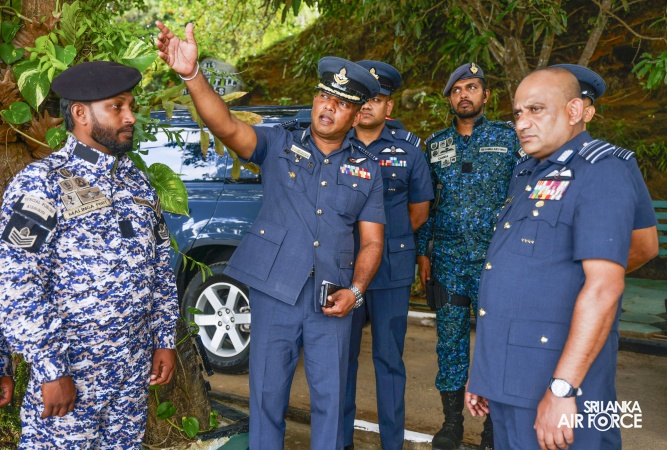 COMMANDER’S INSPECTION OF SLAF STATION KOGGALA