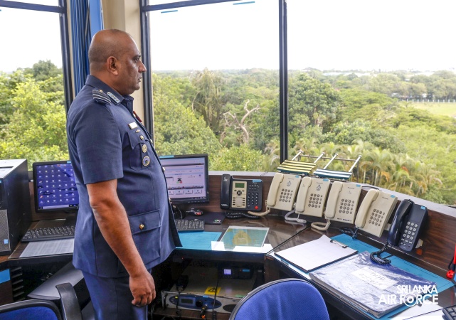 COMMANDER’S INSPECTION OF SLAF STATION KOGGALA