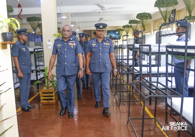 COMMANDER’S INSPECTION OF SLAF STATION KOGGALA