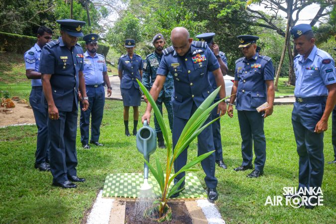 COMMANDER’S INSPECTION OF SLAF STATION KOGGALA