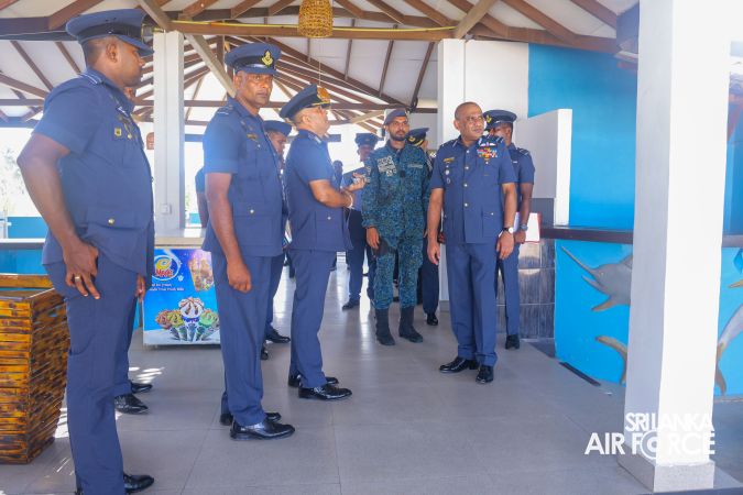 COMMANDER’S INSPECTION OF SLAF STATION KOGGALA
