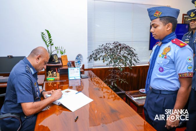 COMMANDER’S INSPECTION OF SLAF STATION KOGGALA