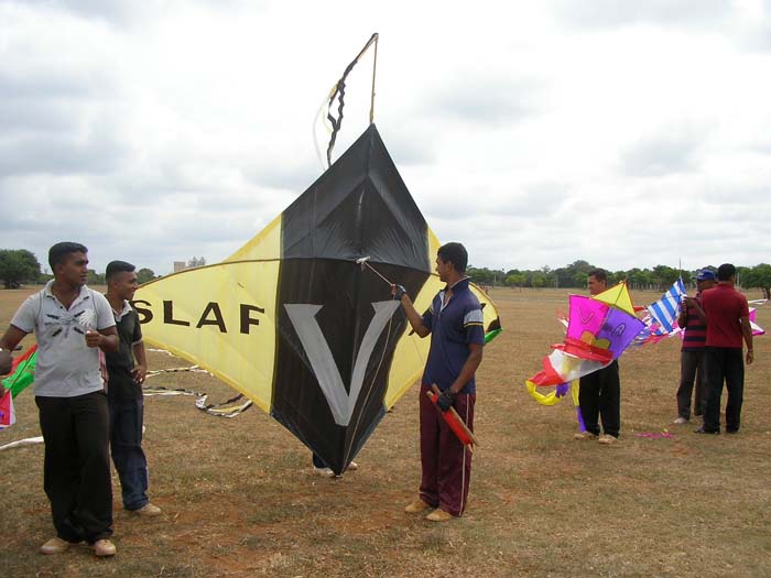 ගුවන් හමුදා පාලවි කඳවුර සරුංගල් තරඟාවළියක් පවත්වයි...