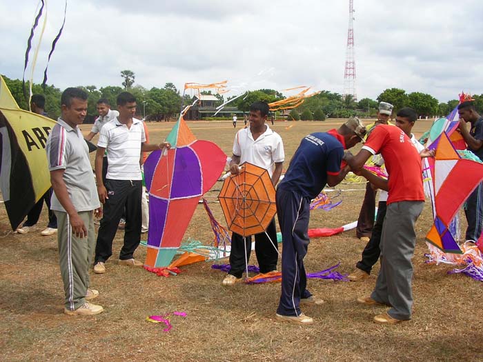 ගුවන් හමුදා පාලවි කඳවුර සරුංගල් තරඟාවළියක් පවත්වයි...