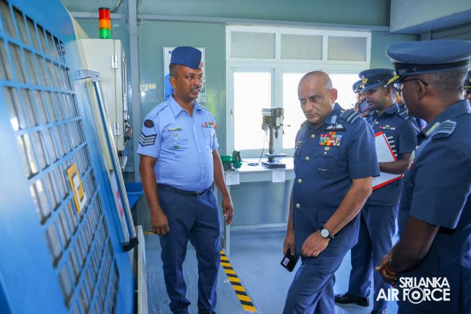 COMMANDER’S INSPECTION OF SLAF STATION KATUKURUNDA