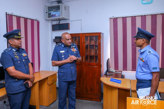 COMMANDER’S INSPECTION OF SLAF STATION KATUKURUNDA
