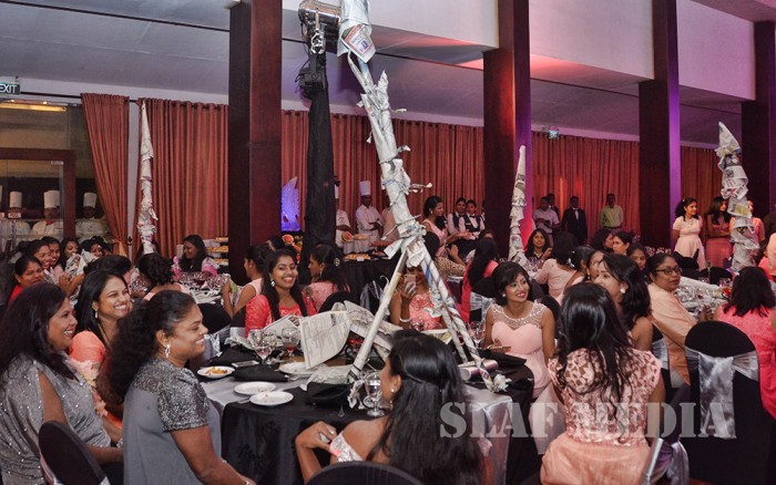 'GLITTERING CHANDELIERS' Ladies Night 2017