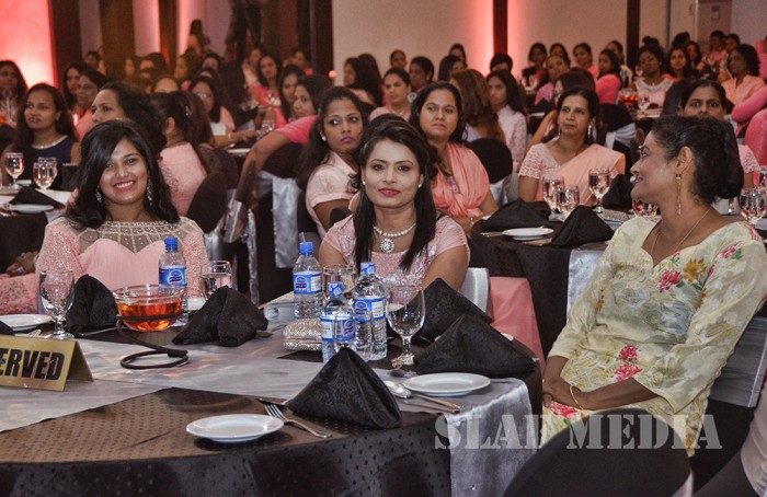 'GLITTERING CHANDELIERS' Ladies Night 2017