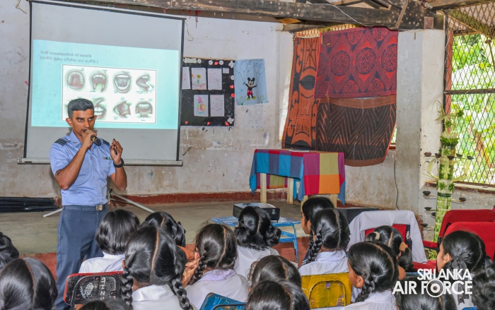 SLAF COMBAT TRAINING SCHOOL DIYATALAWA CONDUCTS COMMUNITY OUTREACH PROGRAMME UNDER THE CLEAN SRI LANKA PROJECT
