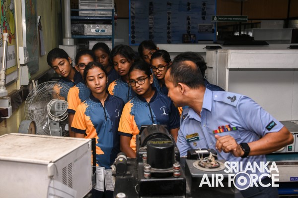 A
LEADERSHIP AND SKILLS DEVELOPMENT PROGRAMME CONDUCTS FOR JUNIOR PREFECTS
OF VISAKHA VIDYALAYA AT SLAF BASE RATMALANA