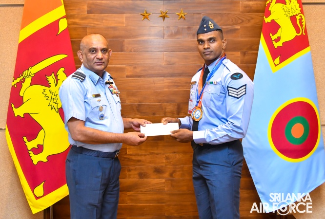 SRI LANKA AIR FORCE PROMOTES DULITH DASSANAYAKE, GOLD MEDALIST AND WORLD RECORD HOLDER AT THE 13TH WORLD STRENGTH LIFTING CHAMP