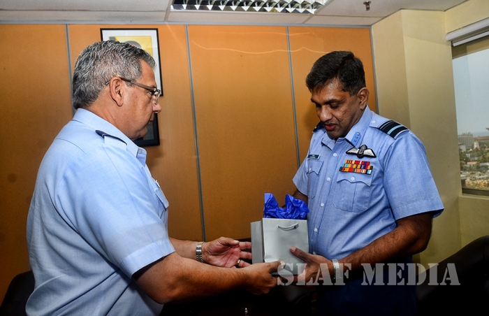 Maj. Gen. Abel Barrientes Visits SLAF