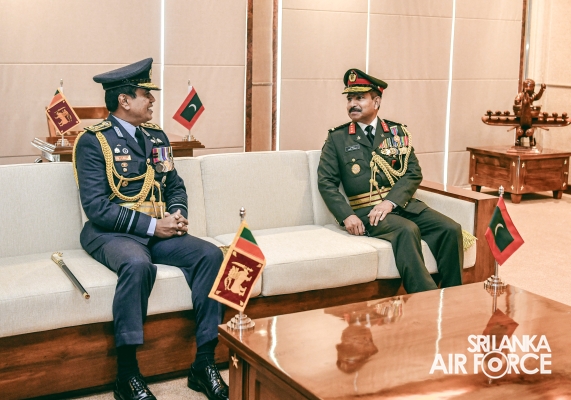 CHIEF OF
DEFENCE FORCE OF MALDIVES NATIONAL DEFENCE FORCE CALLS ON THE COMMANDER
OF THE AIR FORCE