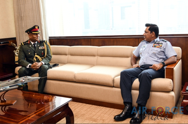 MALDIVIAN DEFENCE ATTACHÉ CALLS ON THE COMMANDER OF THE AIR
FORCE