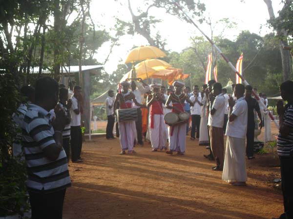 ගුවන් හමුදා මාමඩුව කදවුරේ සර්ව රාත්රික පිරිත් දේශණයක් ගුවන් හමුදා මාමඩුව කදවුරේ සර්ව රාත්රික පිරිත් දේශණයක්