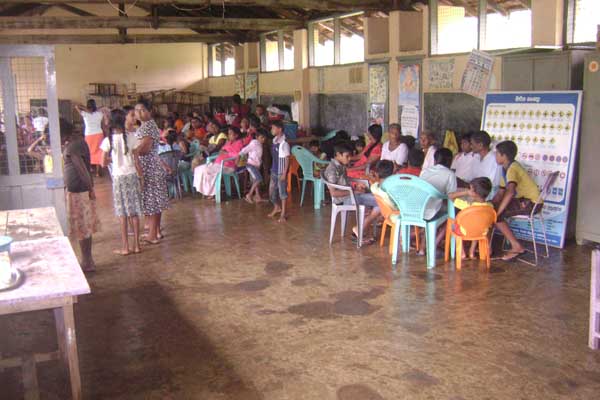 SLAF Mamaduwa assists in flood relief