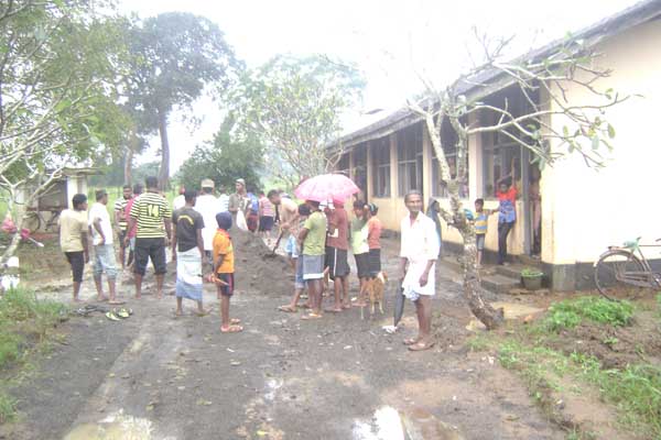 SLAF Mamaduwa assists in flood relief