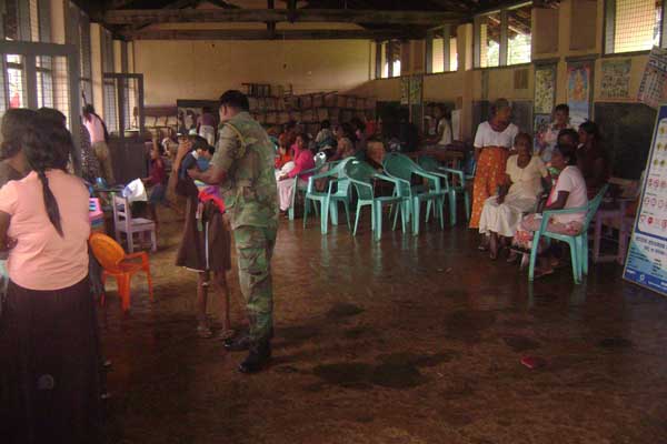 SLAF Mamaduwa assists in flood relief