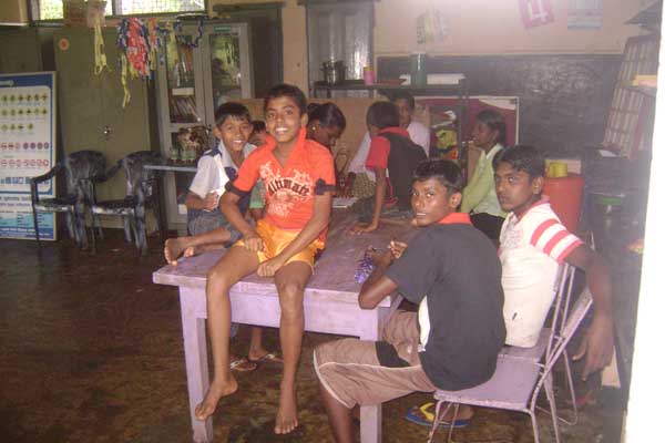 SLAF Mamaduwa assists in flood relief