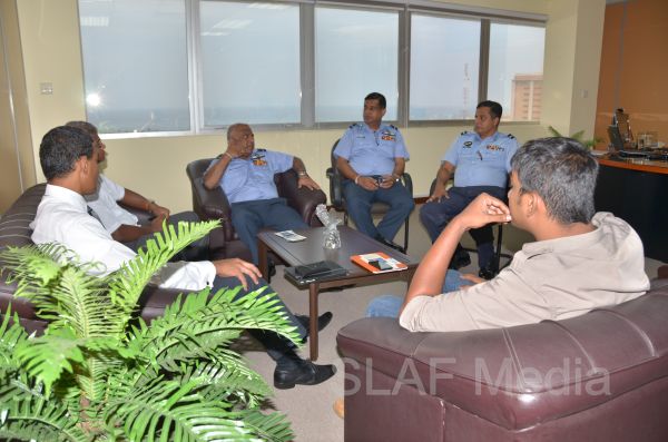 Rotary Club Presents Emergency Trauma Kit For Sri Lanka Air Force
