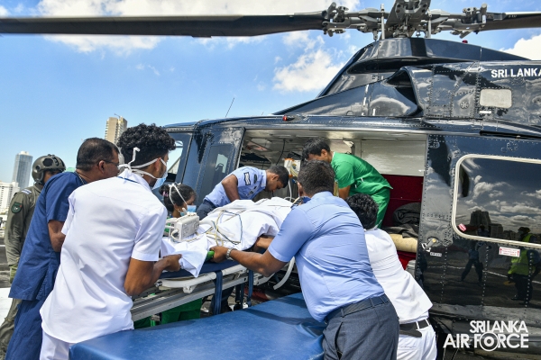 A
SIMULATION EXERCISE OF AN AERO MEDICAL EVACUATION AND TRANSPORTATION OF A
CRITICALLY ILL PATIENT