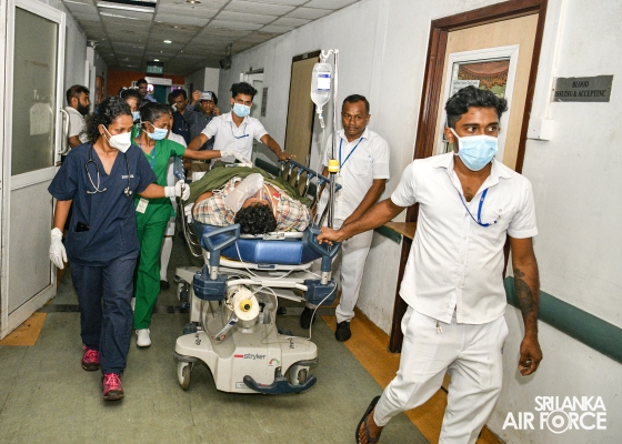 A
SIMULATION EXERCISE OF AN AERO MEDICAL EVACUATION AND TRANSPORTATION OF A
CRITICALLY ILL PATIENT
