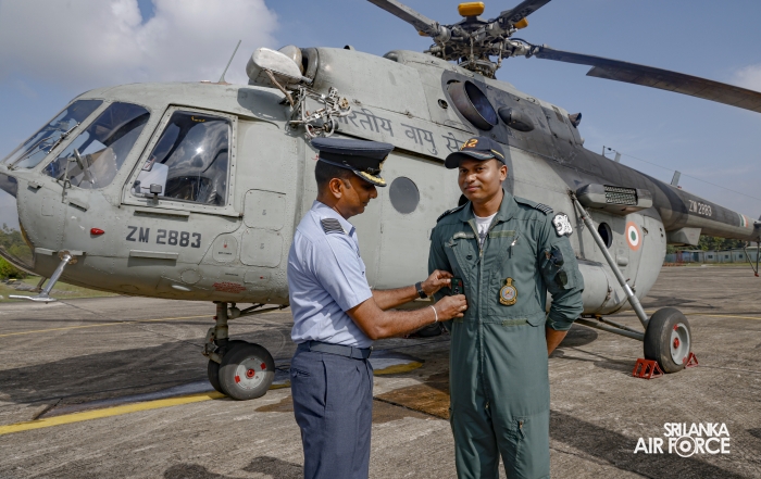 INDIAN AIR FORCE MI‑17 CREW DEPARTS AFTER RELIEF ASSISTANCE IN SRI LANKA