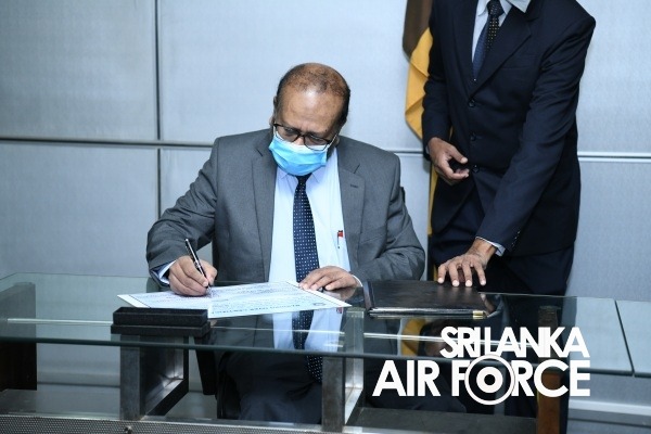 SRI LANKA AIR FORCE OFFICIALLY HANDS OVER A MIG-27 AIRCRAFT TO THE AERONAUTICAL ENGINEERING LABORATORY OF THE MORATUWA UNIVERSI