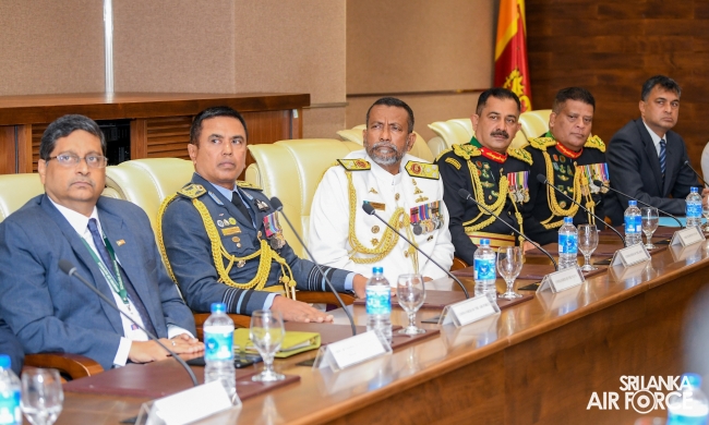 COMMANDER OF THE AIR FORCE ATTENDS IN CEREMONY AS PRESIDENT ASSUMES DUTIES AS THE MINISTER OF DEFENCE