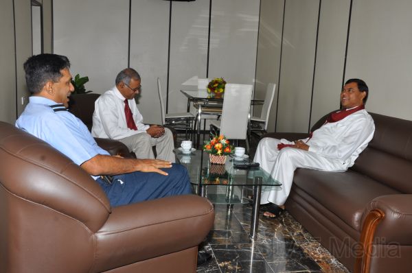ශ්රී ලංකා ගුවන් හමුදා ගුවන් ගමන් ඇරඹුම් මධ්යස්ථානයක් කටුනායක කඳවුරේ...