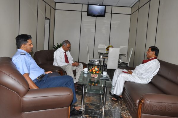 ශ්රී ලංකා ගුවන් හමුදා ගුවන් ගමන් ඇරඹුම් මධ්යස්ථානයක් කටුනායක කඳවුරේ...