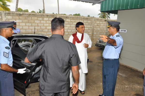 ශ්රී ලංකා ගුවන් හමුදා ගුවන් ගමන් ඇරඹුම් මධ්යස්ථානයක් කටුනායක කඳවුරේ...