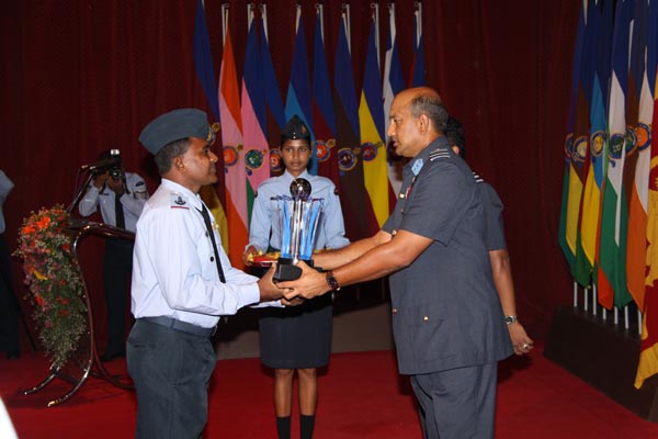 Most Outstanding Airman 2009