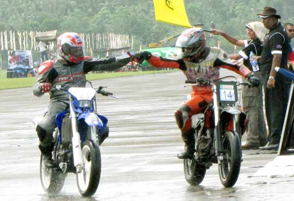 motor_coross_rotherham_katukurunda motor_coross_rotherham_katukurunda