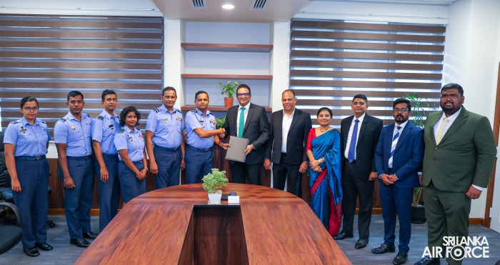 SLAF SIGNS MOU WITH BROWNS EV AND LOLC FINANCE TO PROVIDE ELECTRIC VEHICLES AT CONCESSIONARY RATES