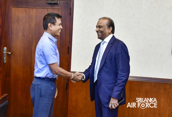 SLAF SIGNS THE
MEMORANDUM UNDERSTANDING (MOU) WITH SRI LANKAN AIRLINES